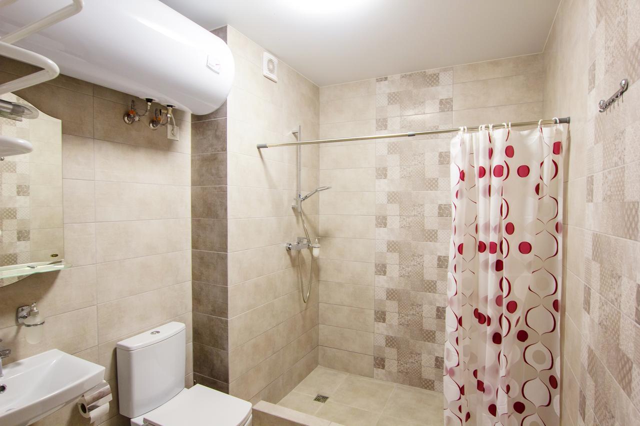 East Residence White Kiev Luaran gambar